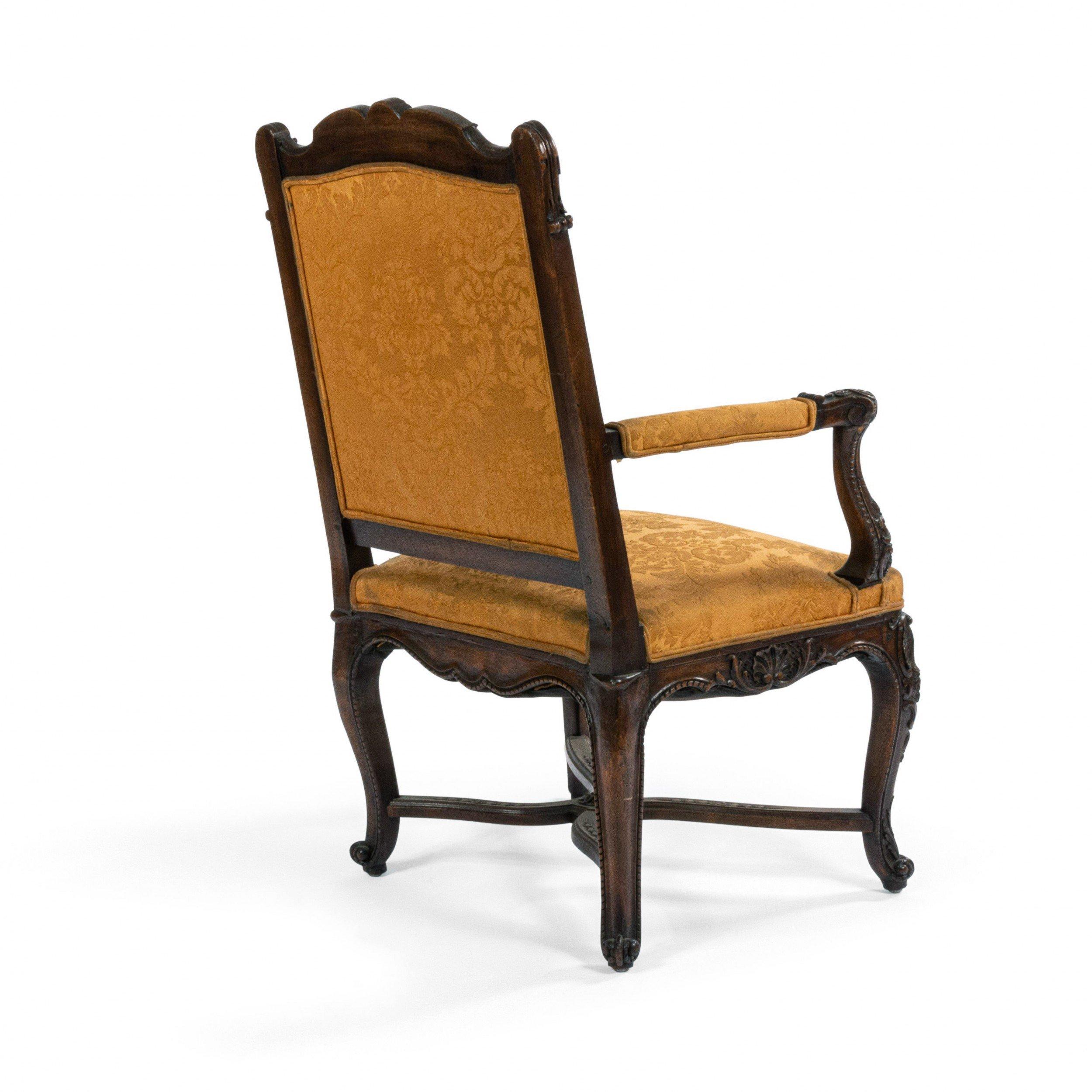 French Regence Gold Armchairs In Good Condition For Sale In Queens, NY