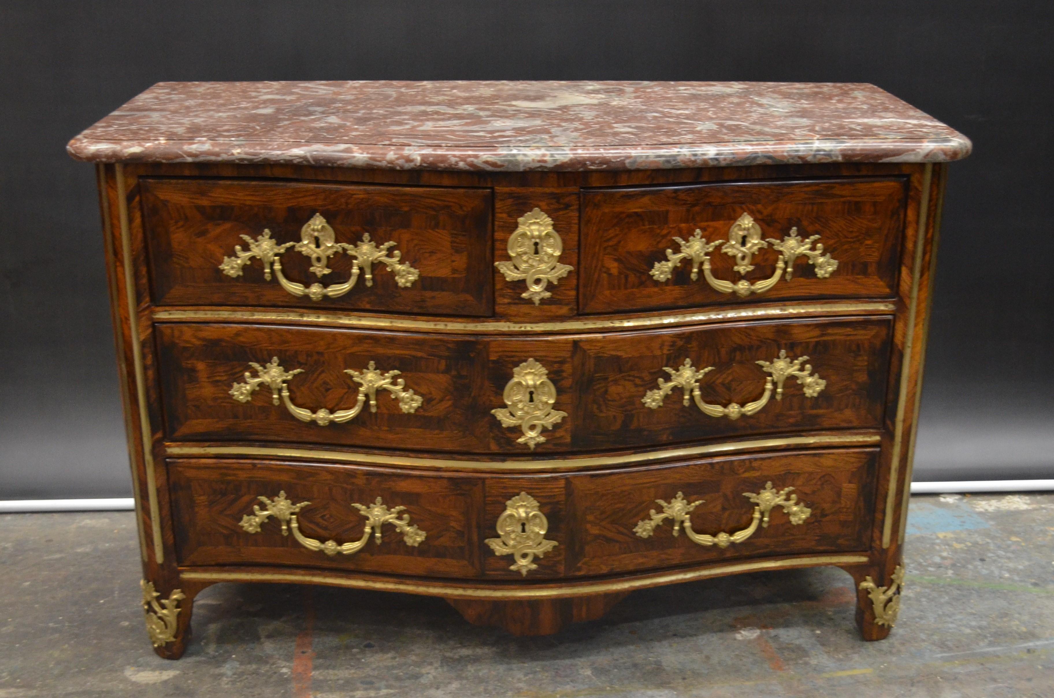 18th Century French Régence Ormolu-Mounted Rosewood & Kingwood Inlay Rouge Marble Top Commode For Sale