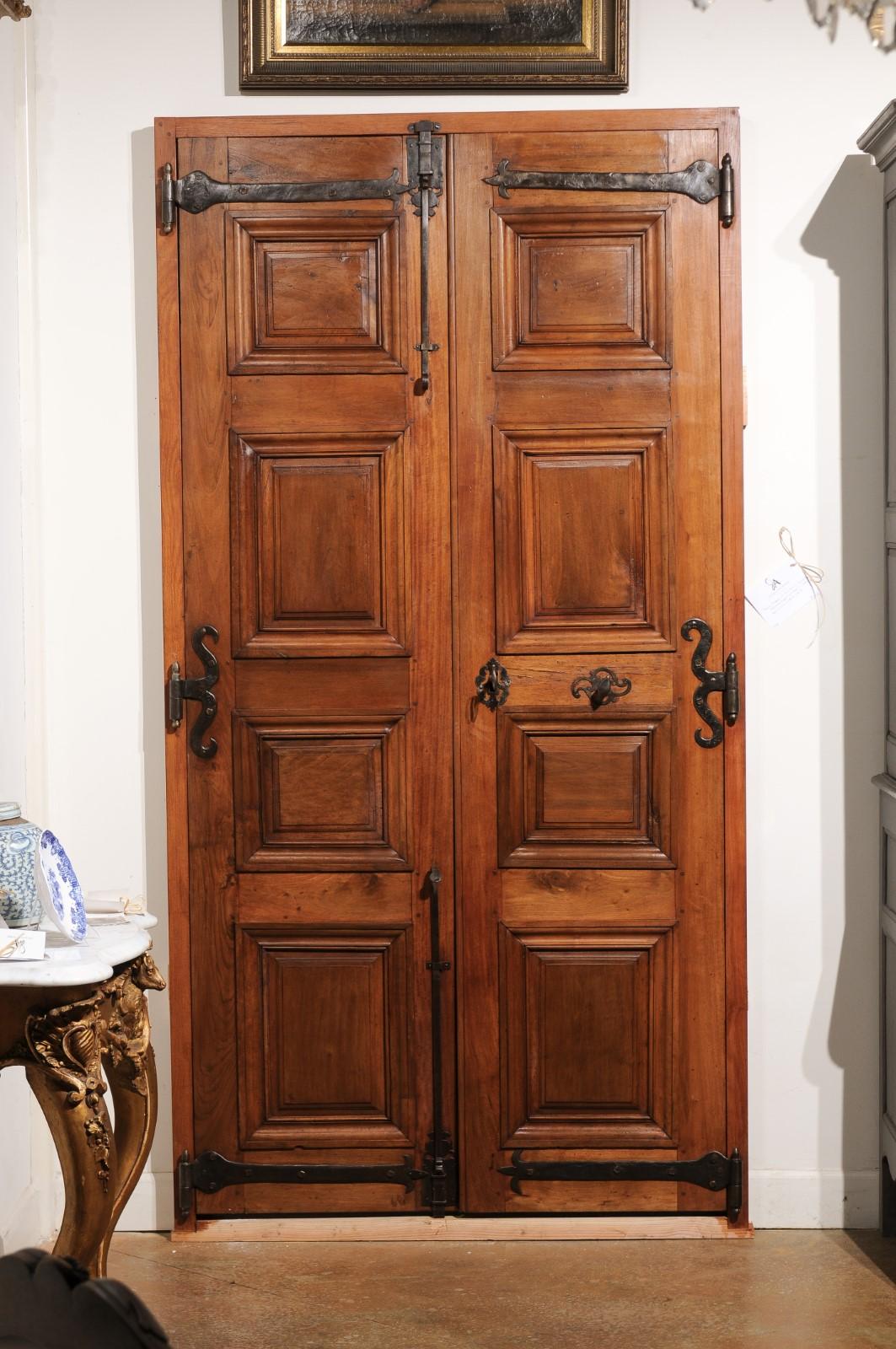 French Régence Period 1730s Walnut Communication Doors with Iron Hardware In Good Condition In Atlanta, GA