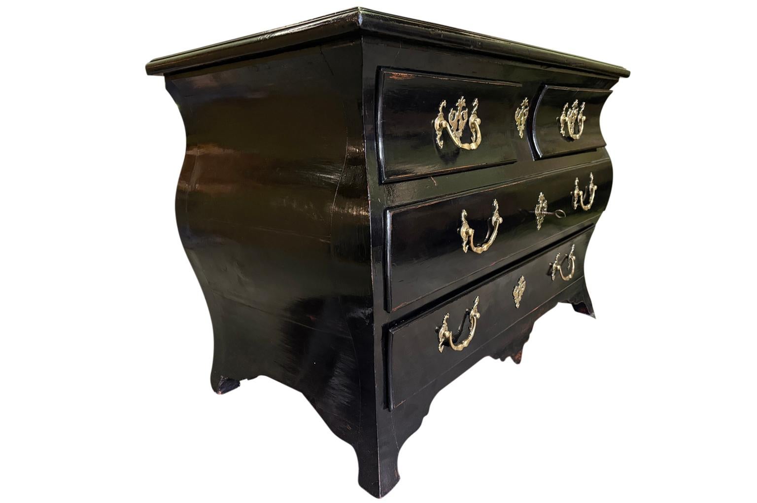 Francese Commode Bombe del periodo Regence francese in vendita