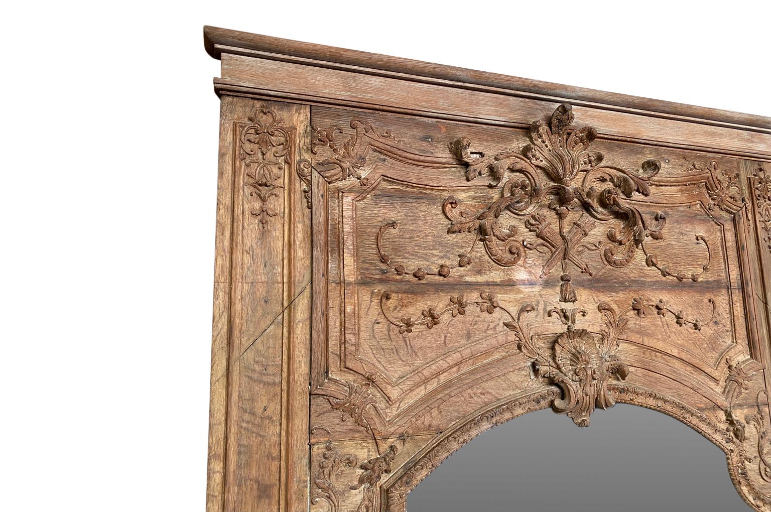 French Regence Period Trumeau In Good Condition For Sale In Round Top, TX