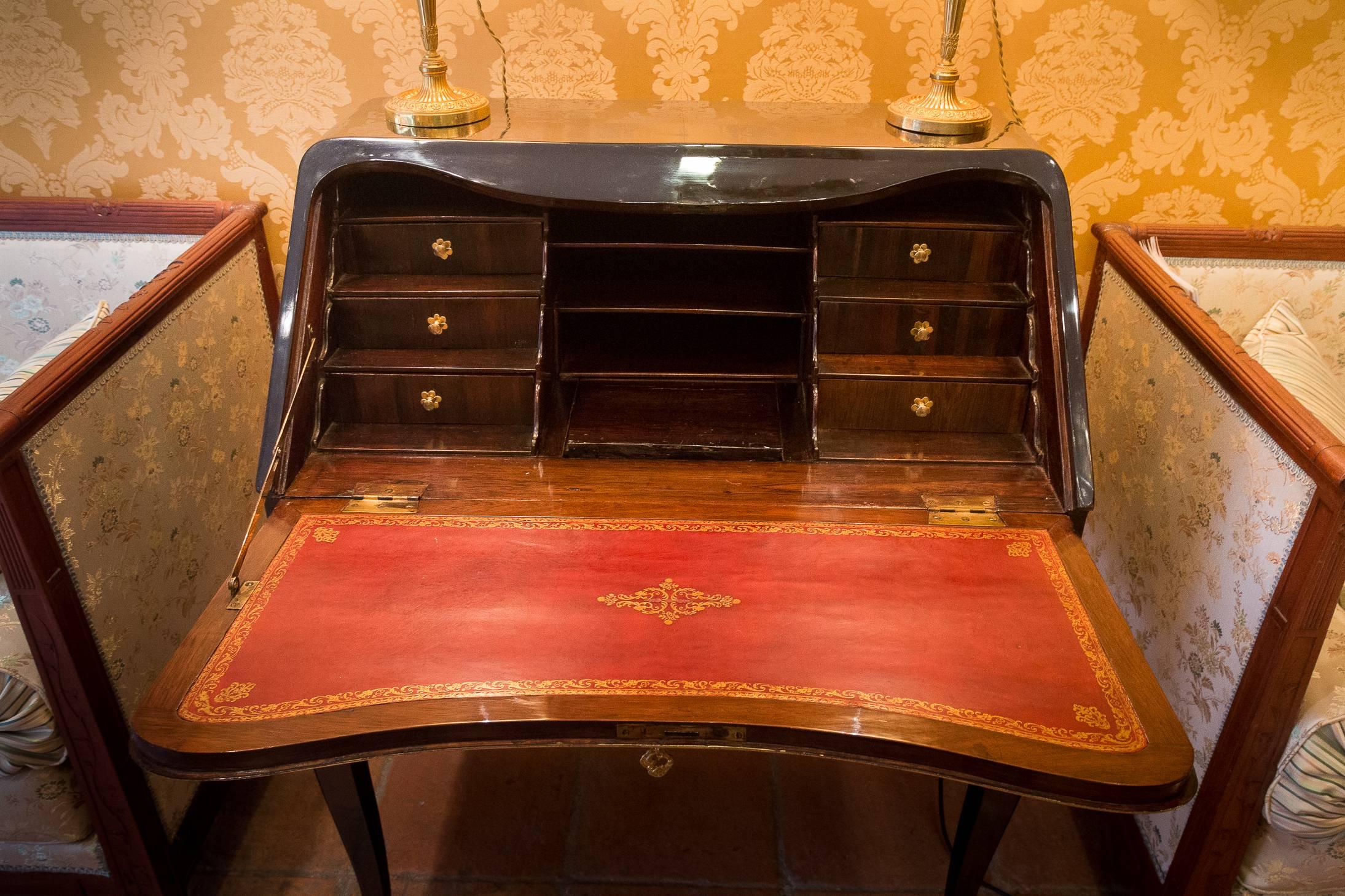 French Regence Period, Black Lacquered Slant-Top Desk, circa 1720 1