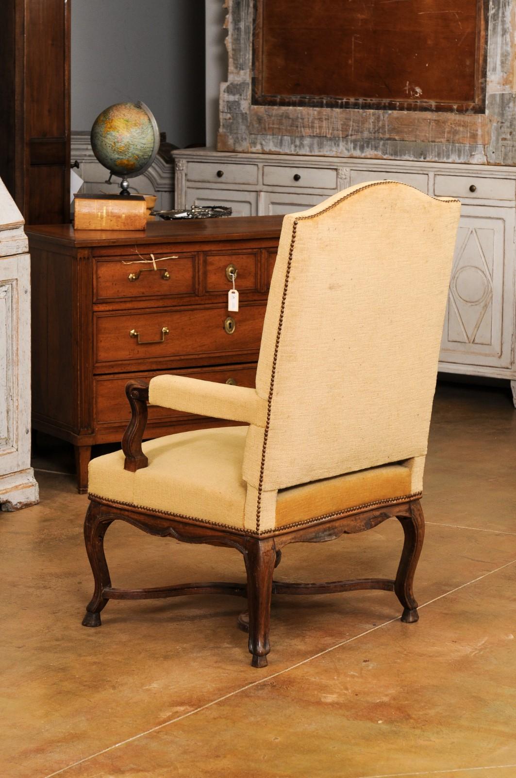 French Régence Style 1790s Walnut Fauteuil with Carved X-Form Cross Stretcher 5