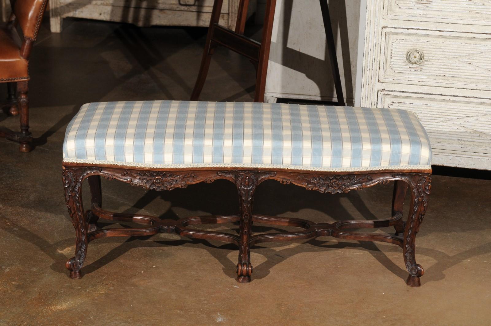 French Régence Style 19th Century Upholstered Wooden Bench with Carved Foliage 2