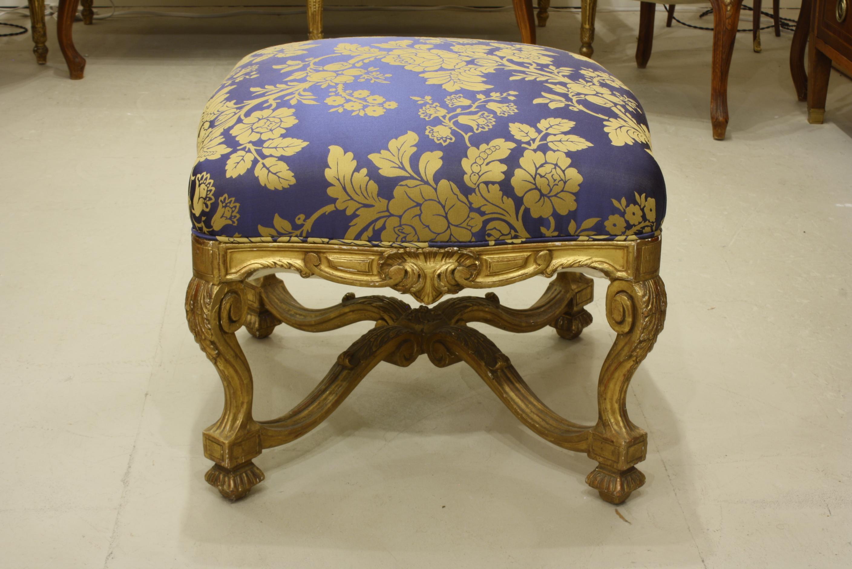 Régence French Regence Style Carved Giltwood Stool, Tabouret or Ottoman
