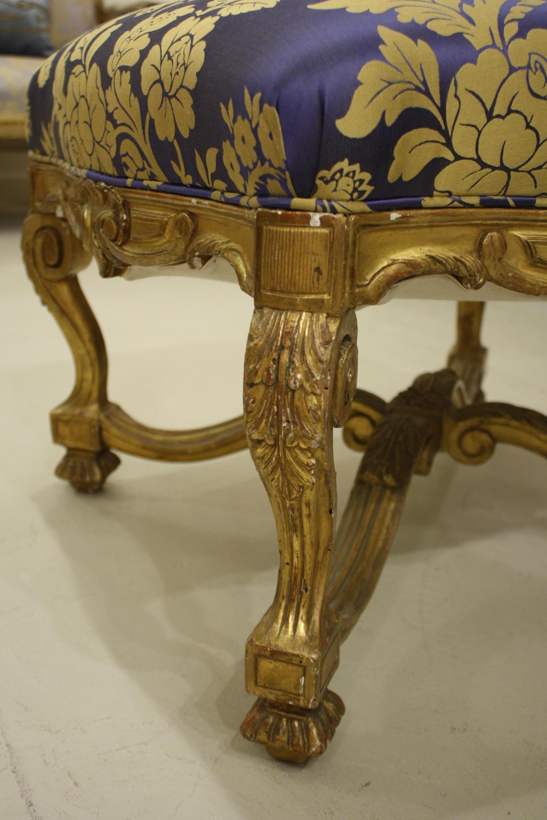 French Regence Style Carved Giltwood Stool, Tabouret or Ottoman 3