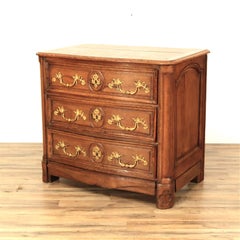 Commode de style Régence française, 18e siècle