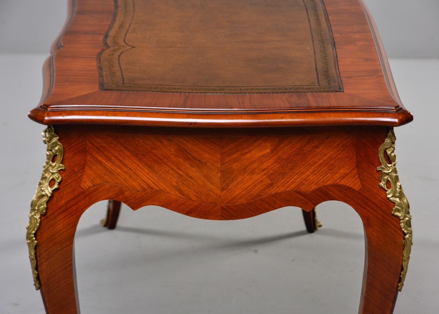 French Regence Style Walnut Desk with New Leather In Good Condition In Troy, MI