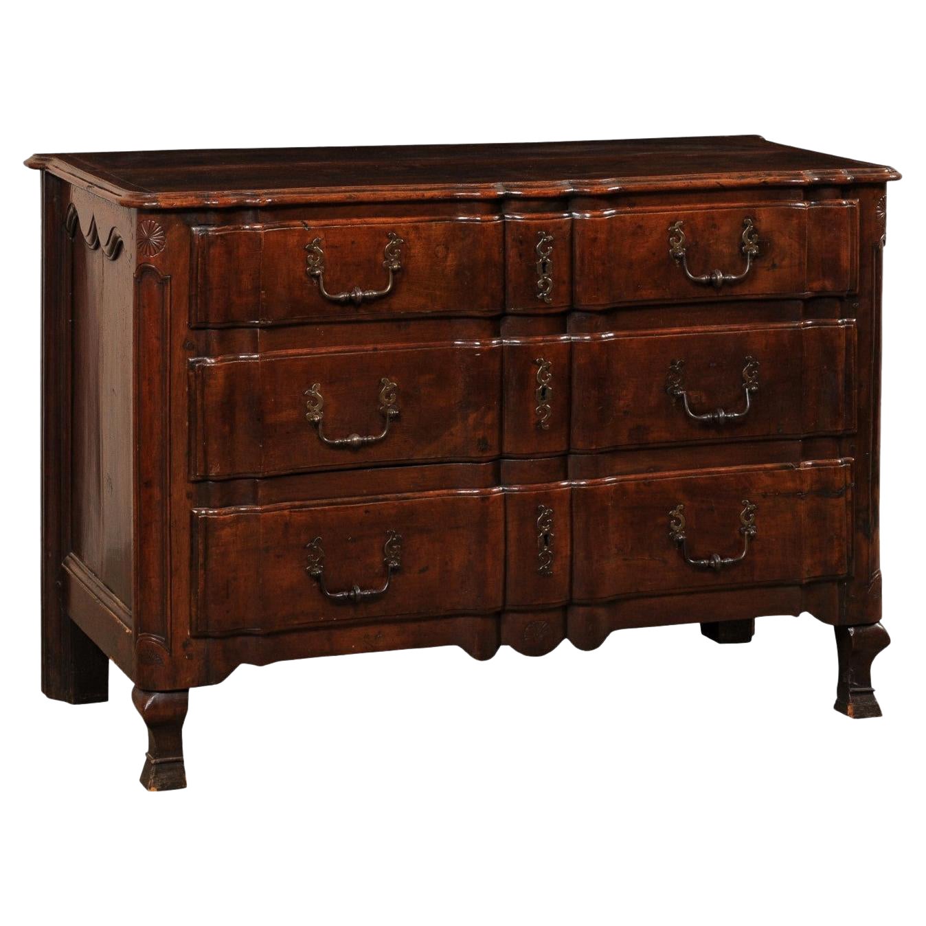 French Regence Walnut Commode w/ Linen-Fold Design, from the 18th Century For Sale