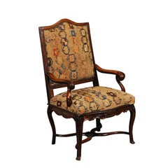 French Regence Walnut Fauteuil, Early 18th Century