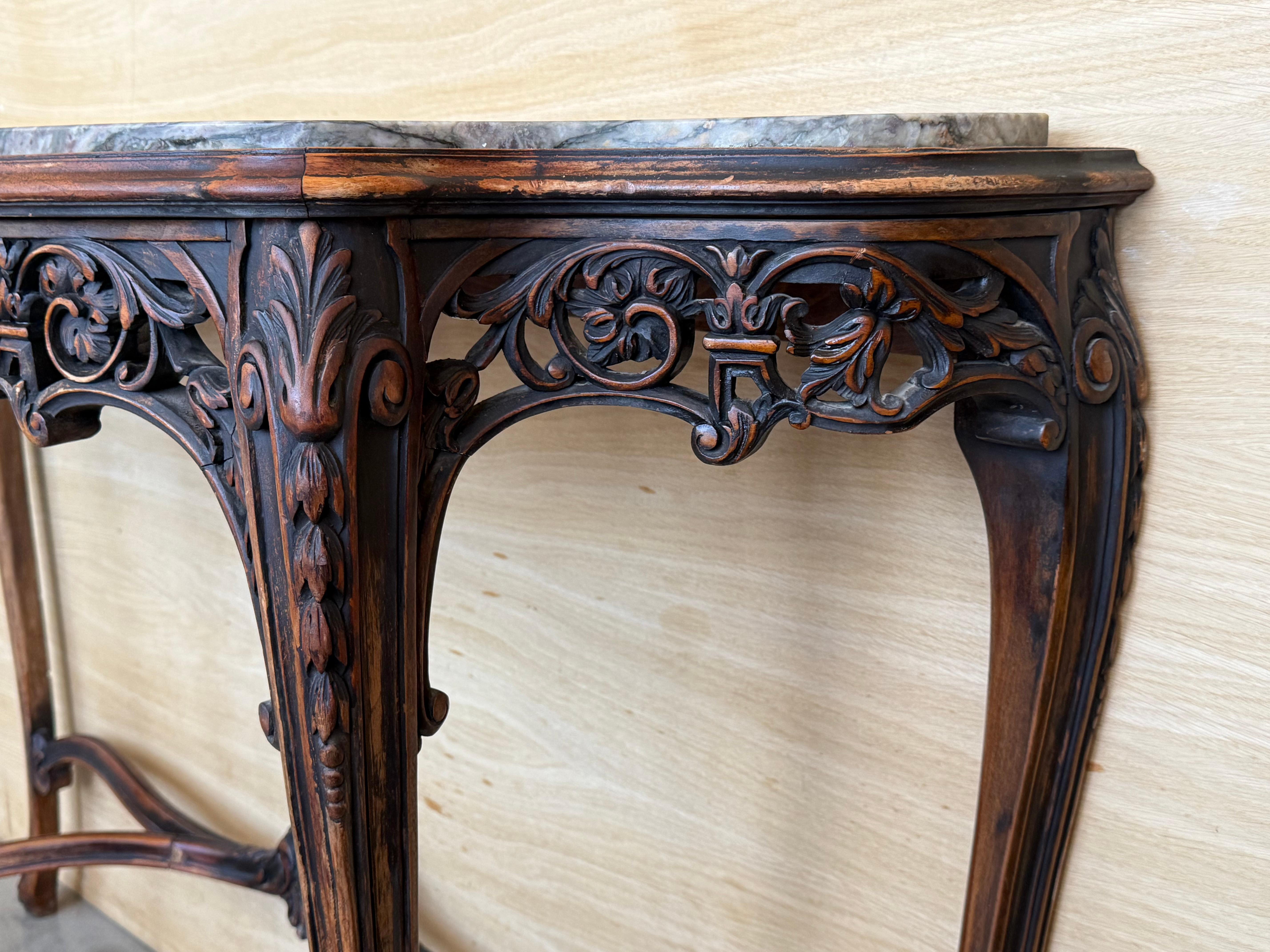 French Regency Carved Walnut Console Table with Polychrome details and marble to For Sale 3