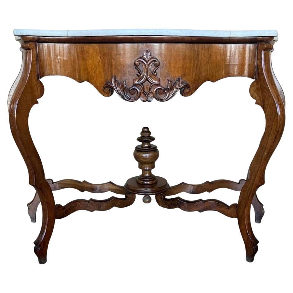 Tavolo consolle Regency francese in noce intagliato con cassetto e piano in marmo in vendita