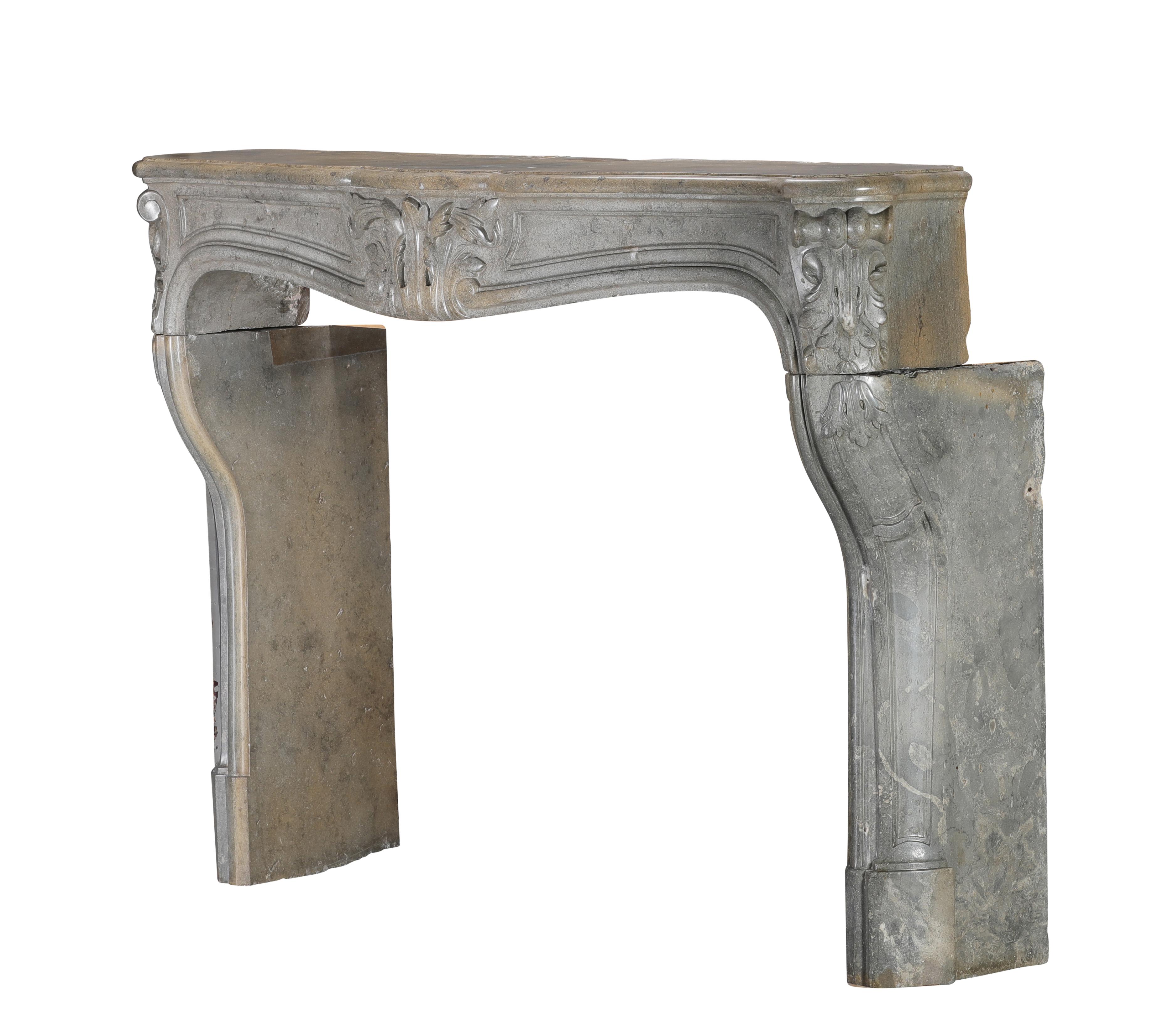 French Regency Fireplace Surround in Bleu-Grey Stone  Antique Mantel For Sale 10
