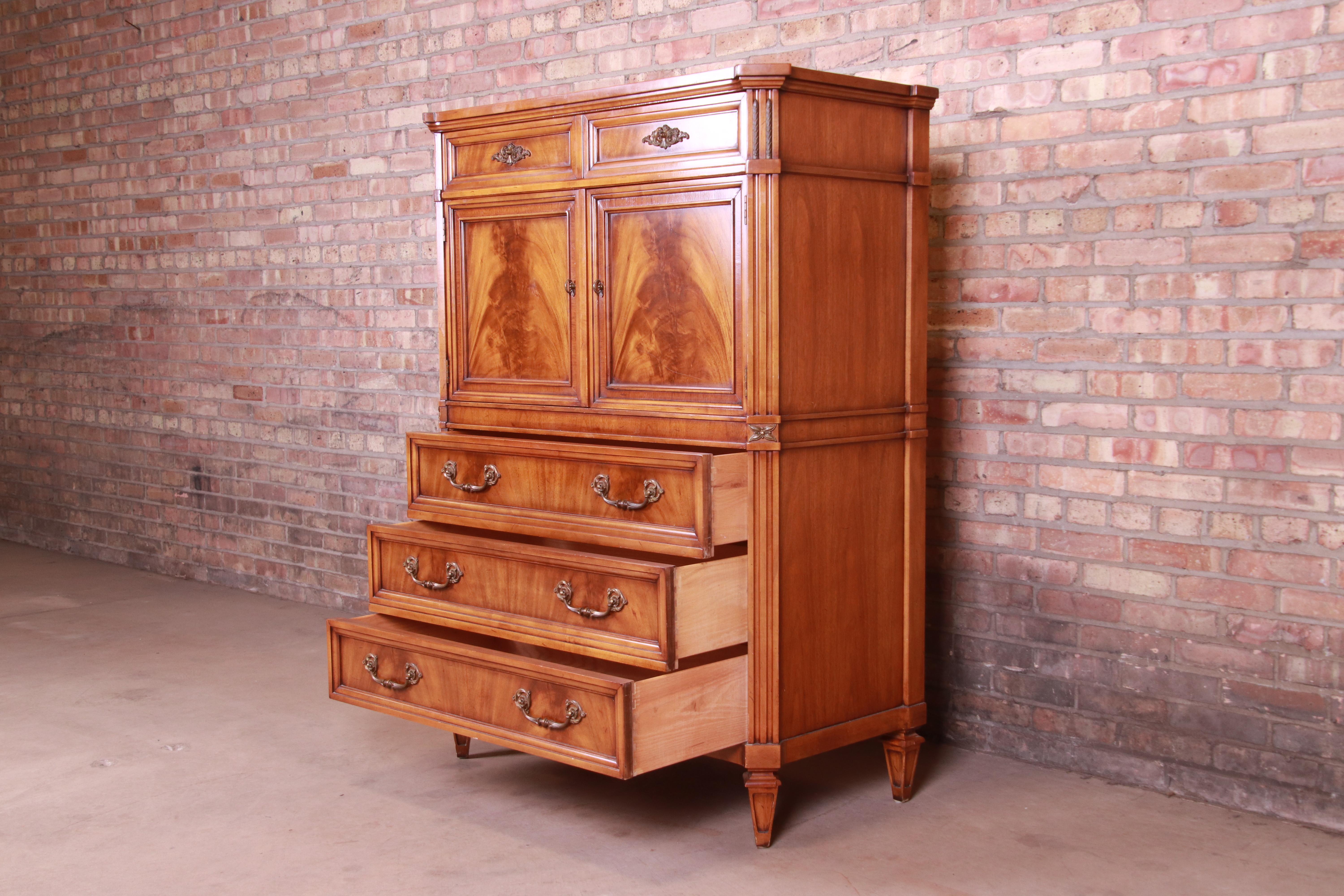 French Regency Flame Mahogany Gentlemen's Chest by J.L. Metz, 1960s In Good Condition In South Bend, IN