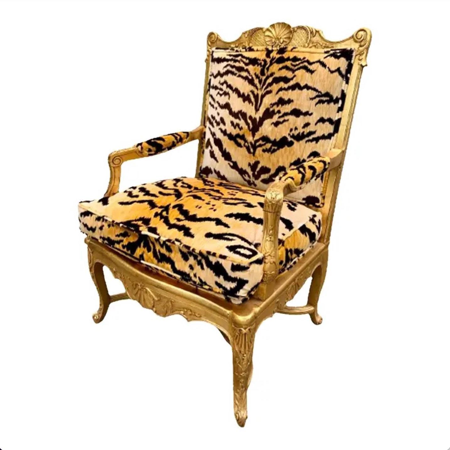 French Regency Giltwood Fauteuil Lounge Chair in Scalamandré Le Tigre Tiger Silk For Sale 6