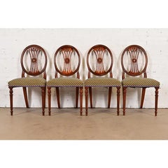 Französisch Regency Louis XVI geschnitzt Mahagoni Esszimmerstühle, Satz von vier