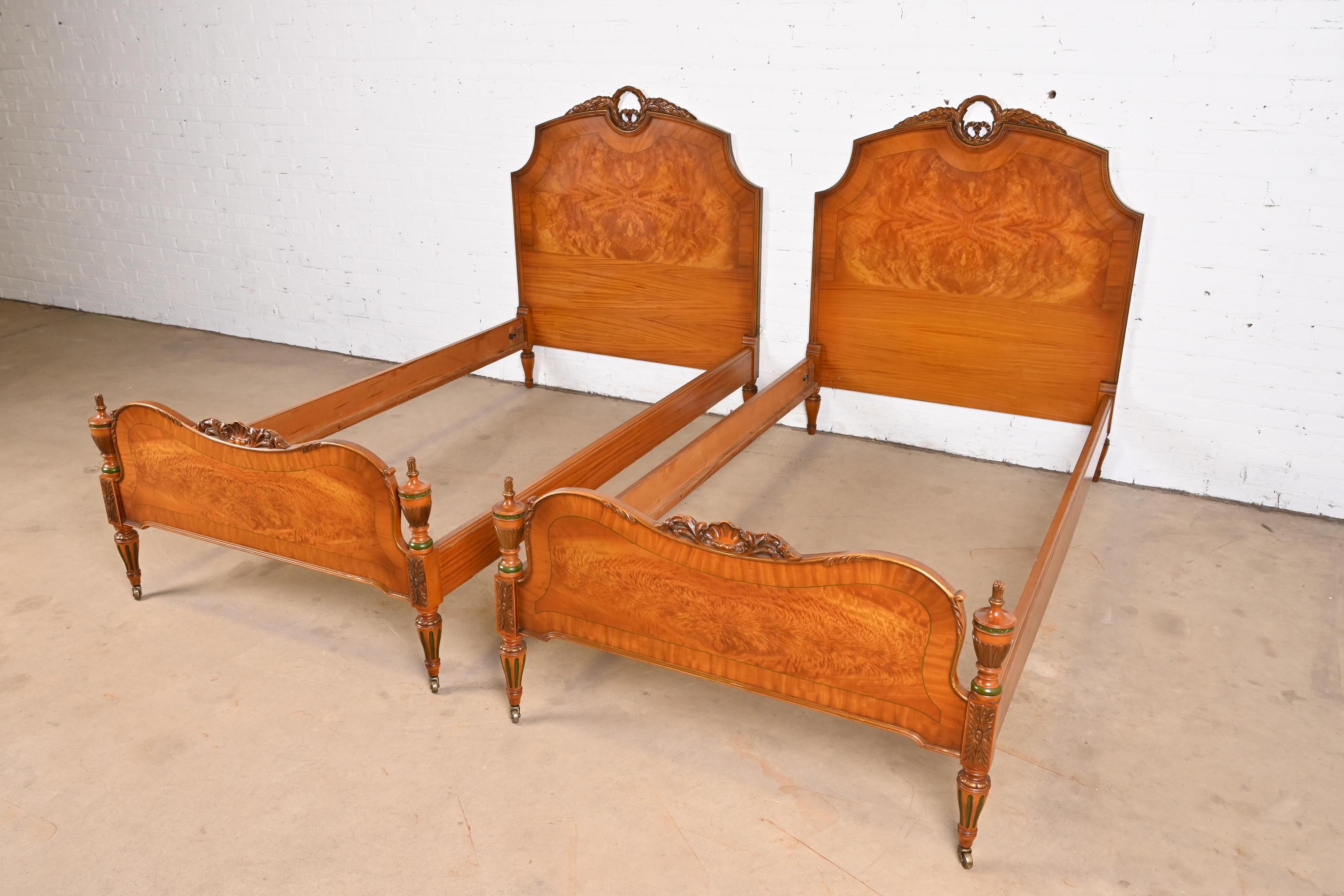 French Regency Louis XVI Carved Satinwood and Burl Wood Twin Beds, Pair In Good Condition In South Bend, IN