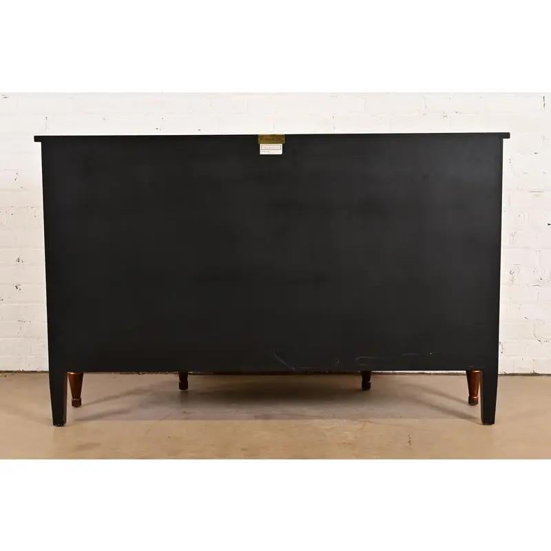 Credenza o mobile bar francese Regency Luigi XVI in mogano intarsiato a fuoco in vendita 6