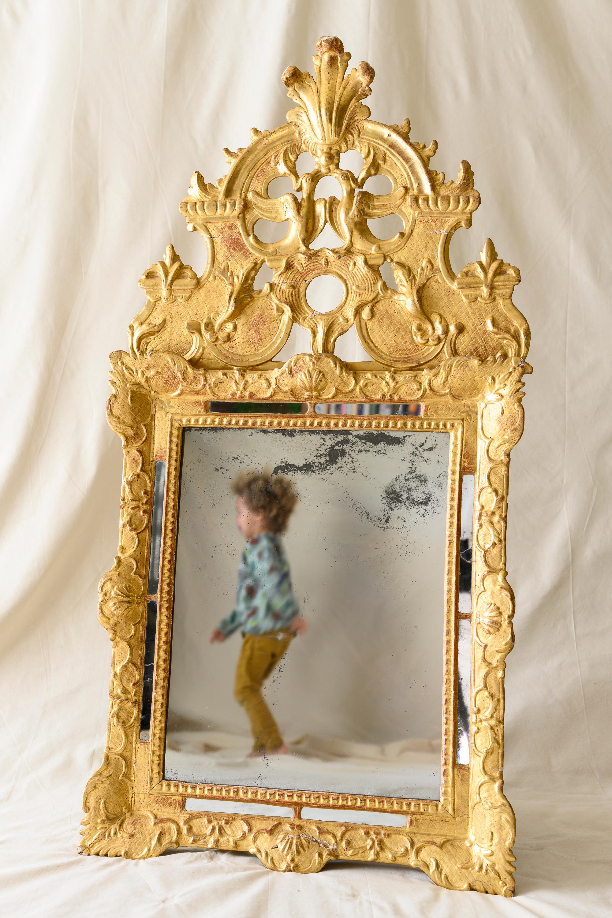 French Regency Period Glitwood Wedding Mirror In Fair Condition For Sale In Ross, CA