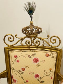 Spec Regency Roya Gold Crowned Armchair with Red Fox Fur