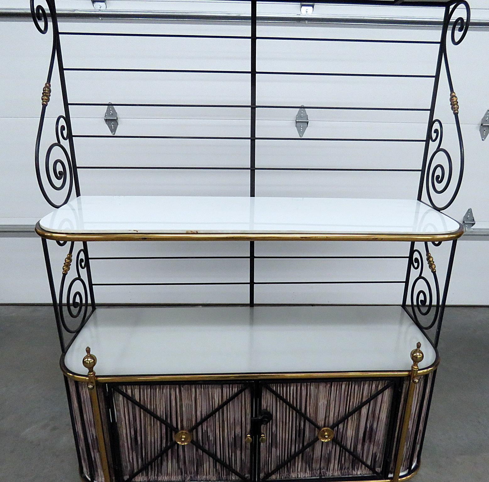 Steel and Brass Ebonized French Regency Style Bakers Rack In Good Condition In Swedesboro, NJ