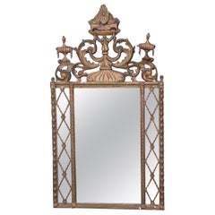 Miroir mural de style Régence française en bois sculpté et gesso