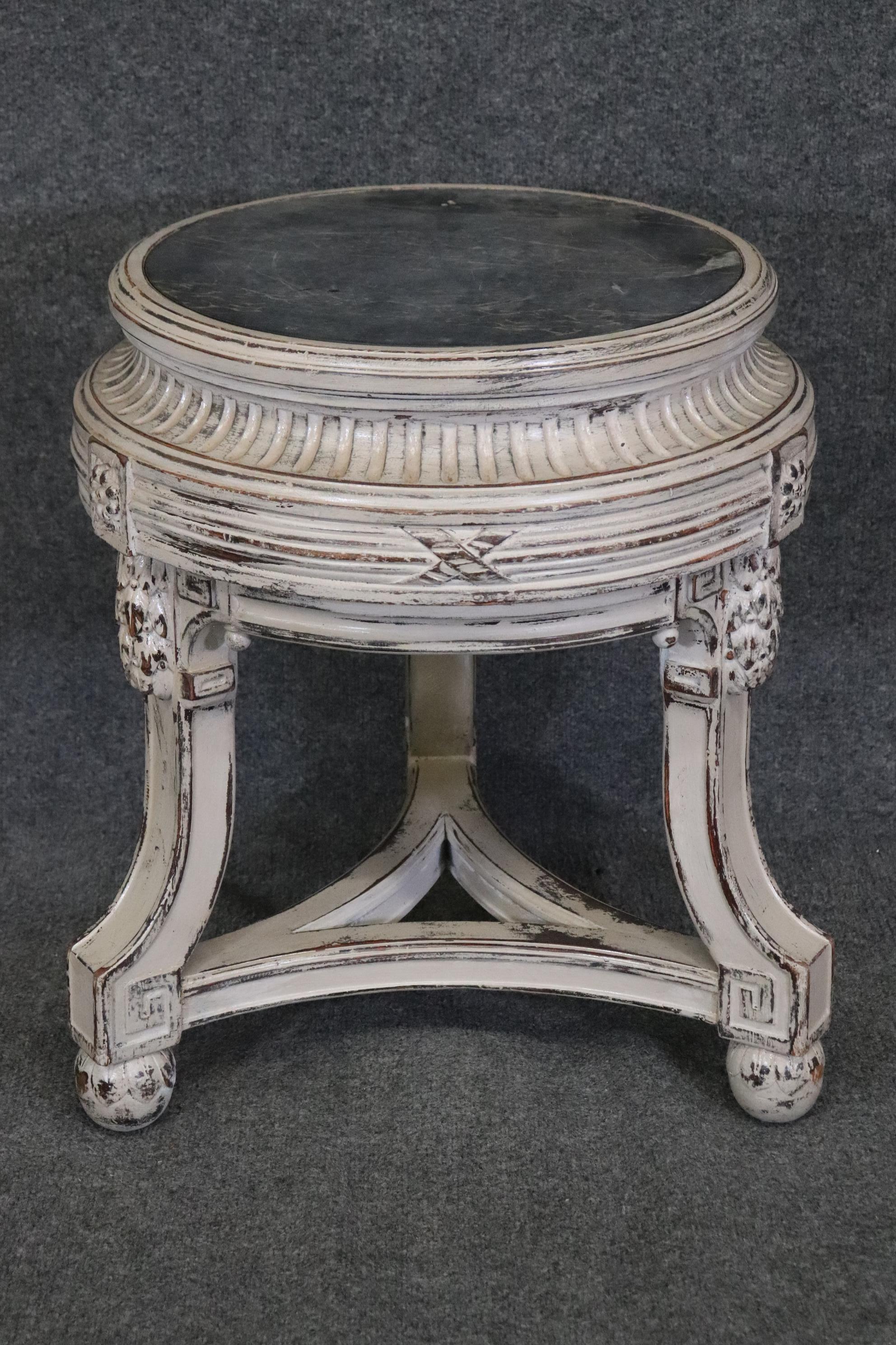 Regency Revival French Regency Style Distressed Finished Marble Top Round End Table Pedestal For Sale