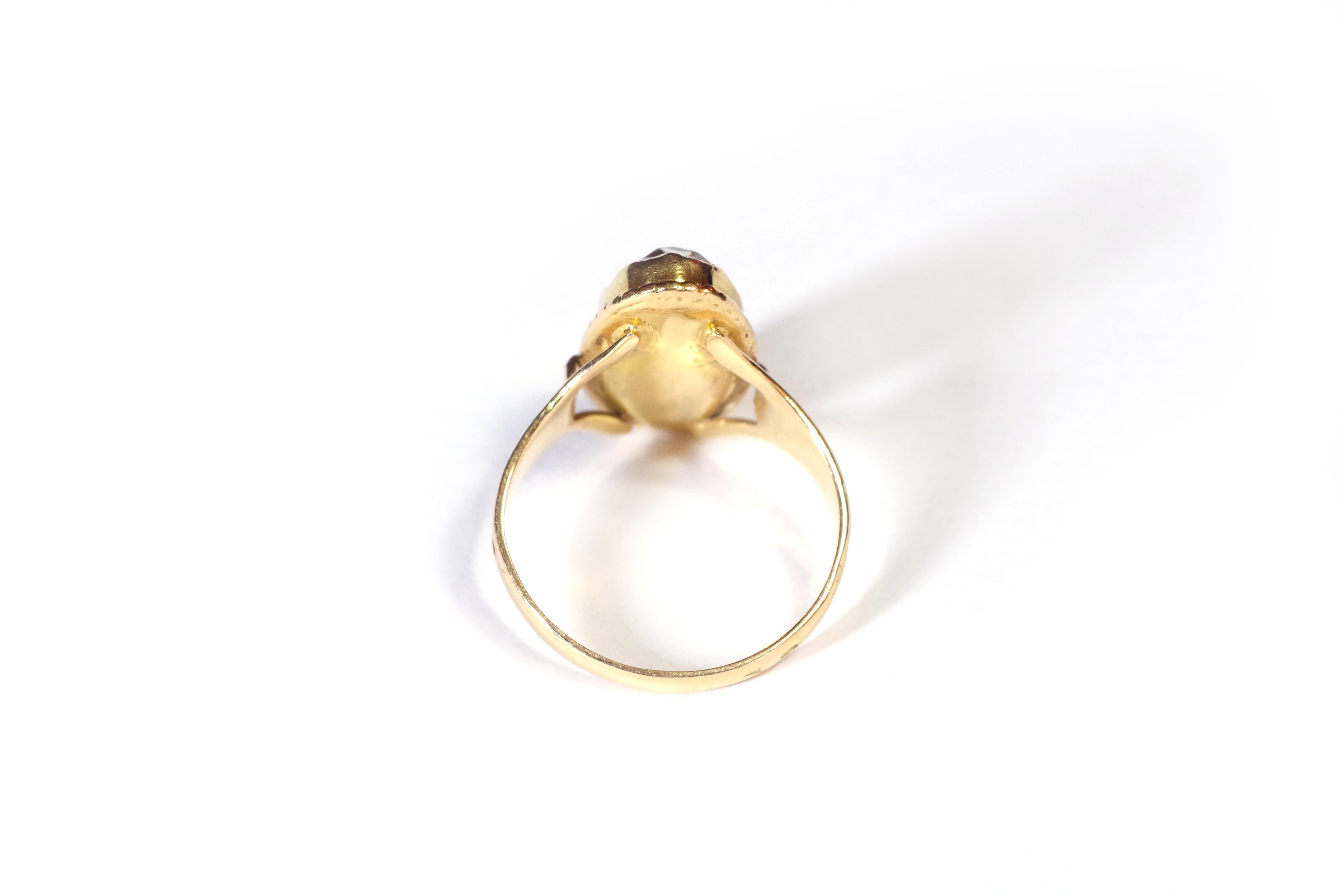 Oval Cut French Regional Citrine Ring in 18k Gold, Catalan Ring