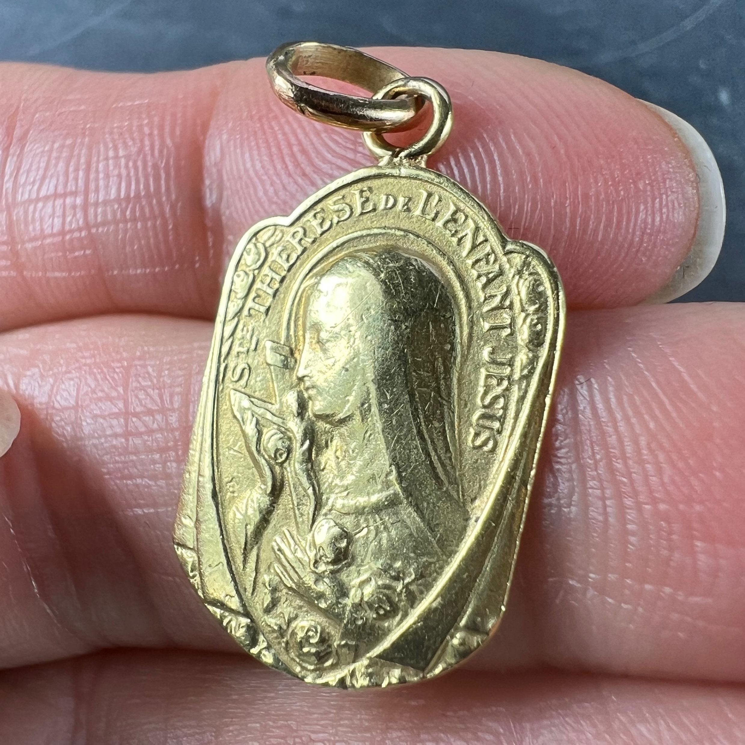 French Religious 18K Yellow Gold St Therese Charm Pendant For Sale 2