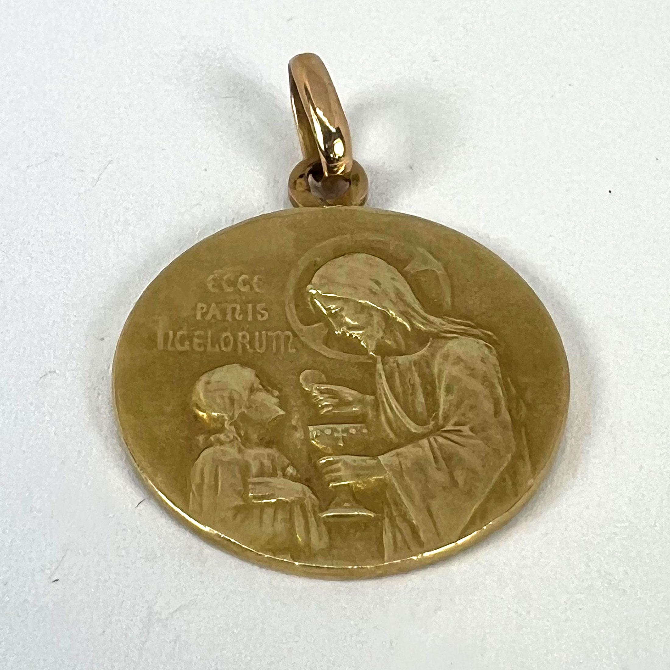 Ciondolo religioso francese con medaglia in oro giallo 18 carati raffigurante Gesù Cristo e la sua Santa Comunione in vendita 9