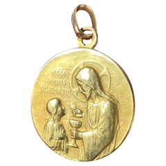 French Religious Jesus Christ Holy Communion 18K Yellow Gold Medal Pendant