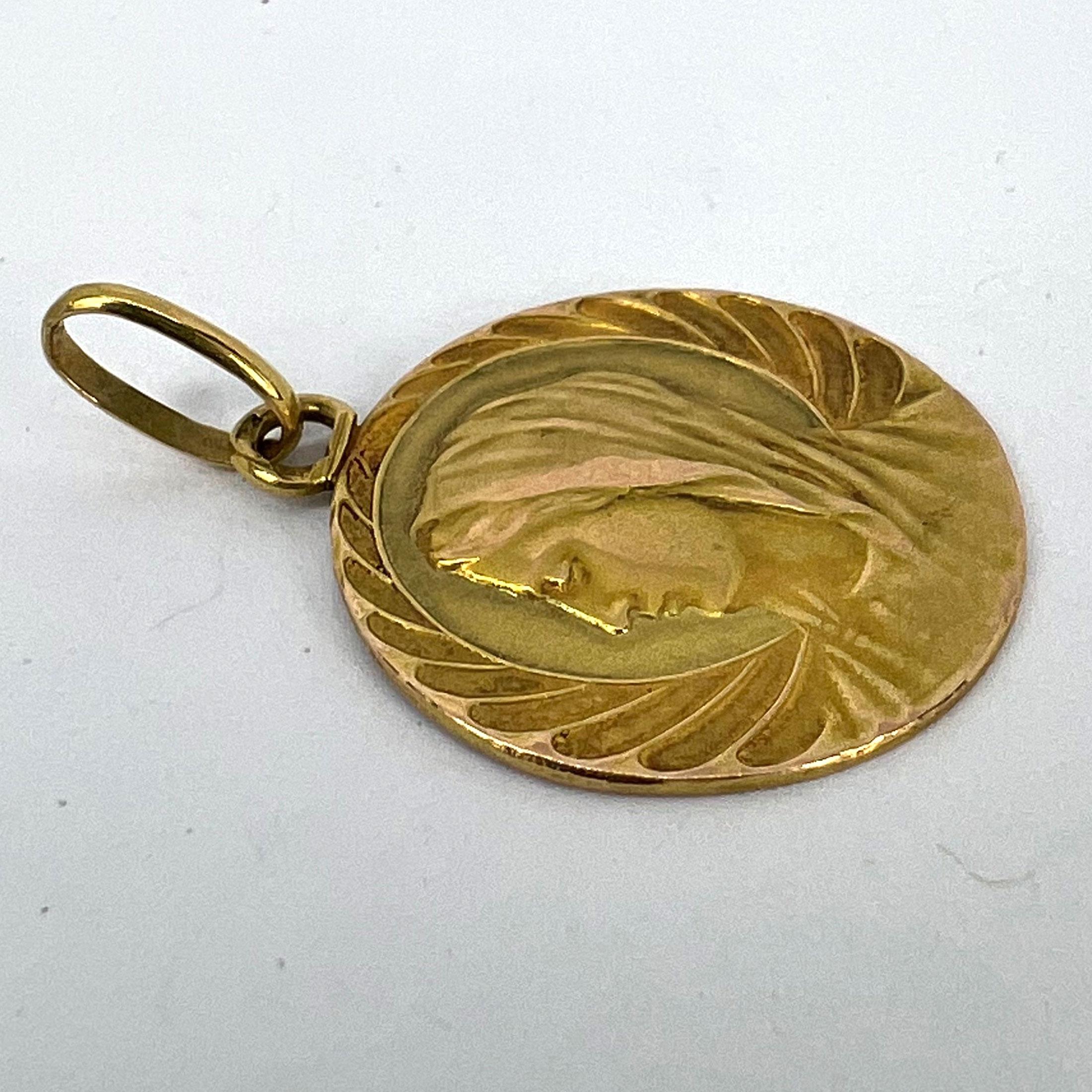 French Religious Virgin Mary 18K Yellow Gold Medal Pendant For Sale 11