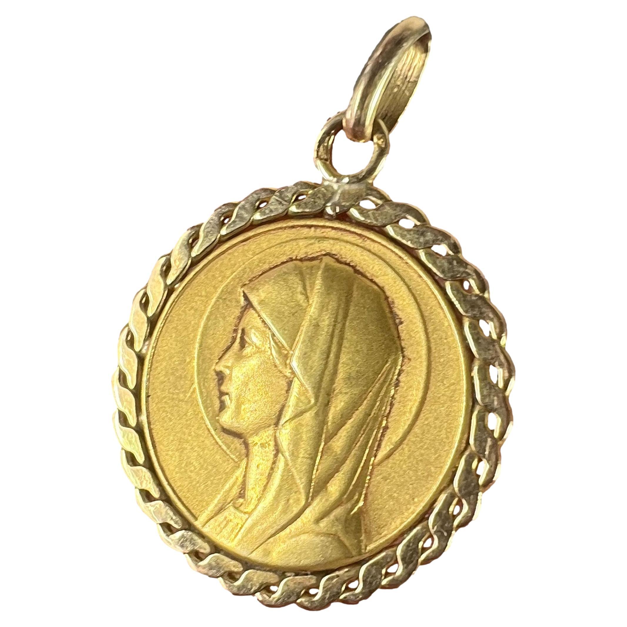 Ciondolo religioso francese con medaglia della Vergine Maria in oro giallo 18 carati