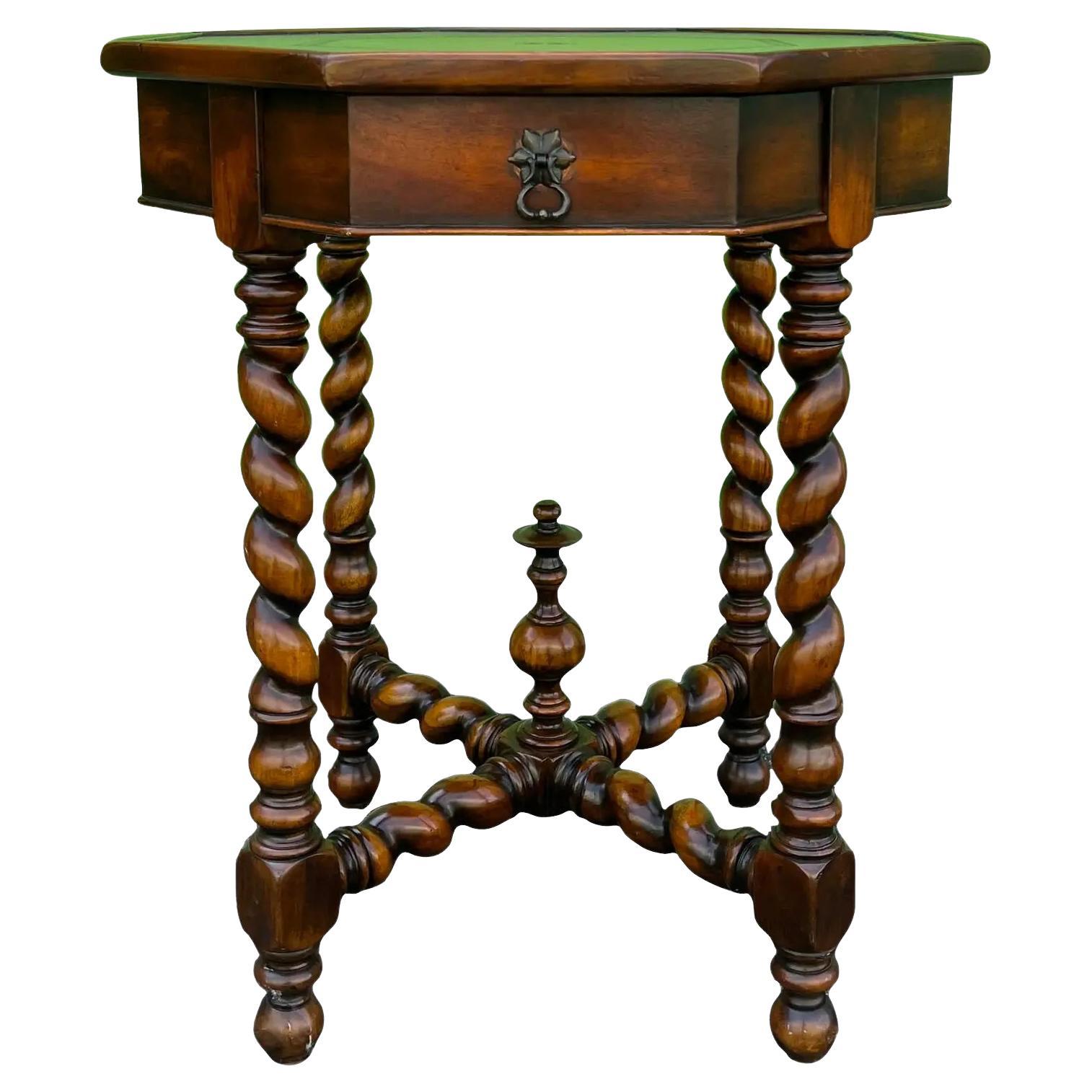 Table d'appoint octogonale French Renaissance Barley Twist