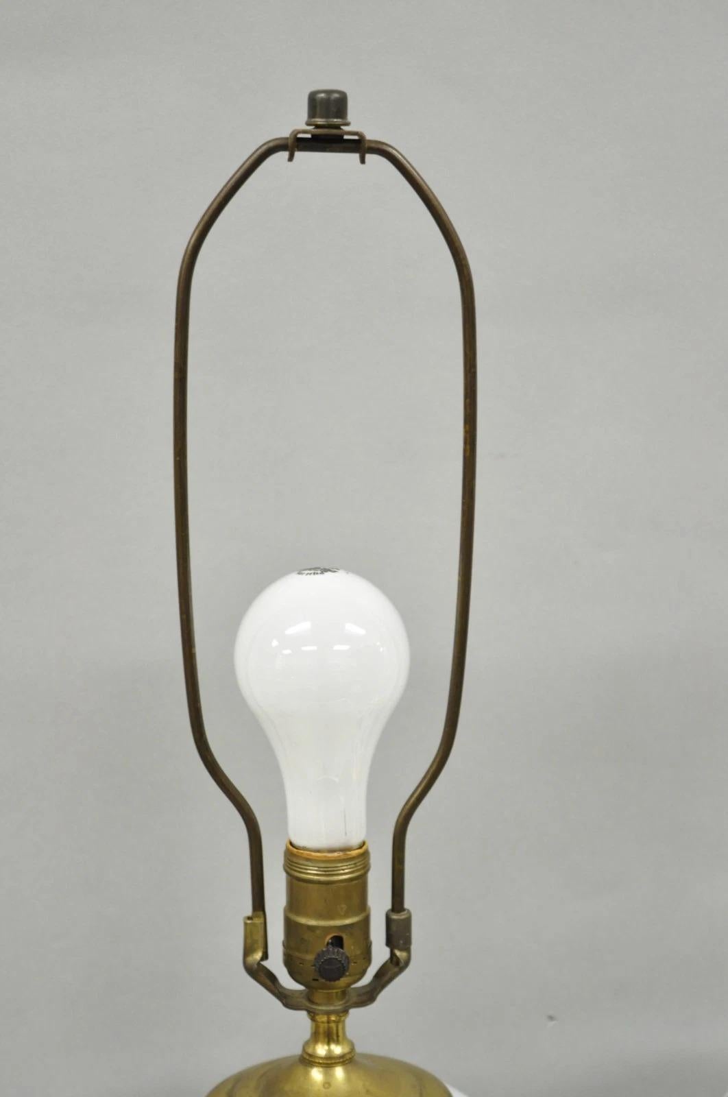 Paire de lampes de table en laiton Figural Maiden Base Red Bohemian Glass de la Renaissance française en vente 4