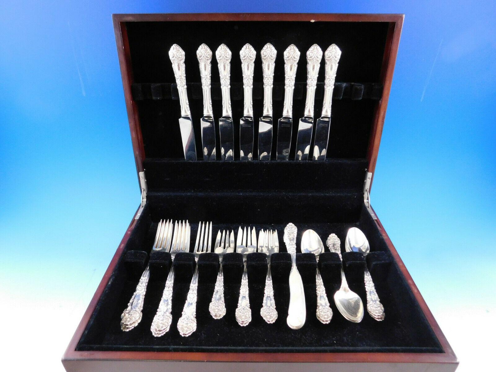 French Renaissance By Reed & Barton sterling silver Flatware set - 40 pieces. This set includes:


8 knives, 9