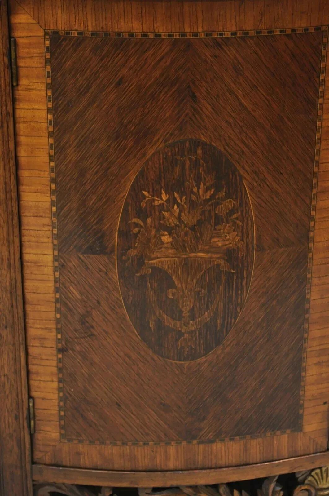 XX secolo Credenza buffet rinascimentale francese Luigi XV con intarsi in marmo in vendita