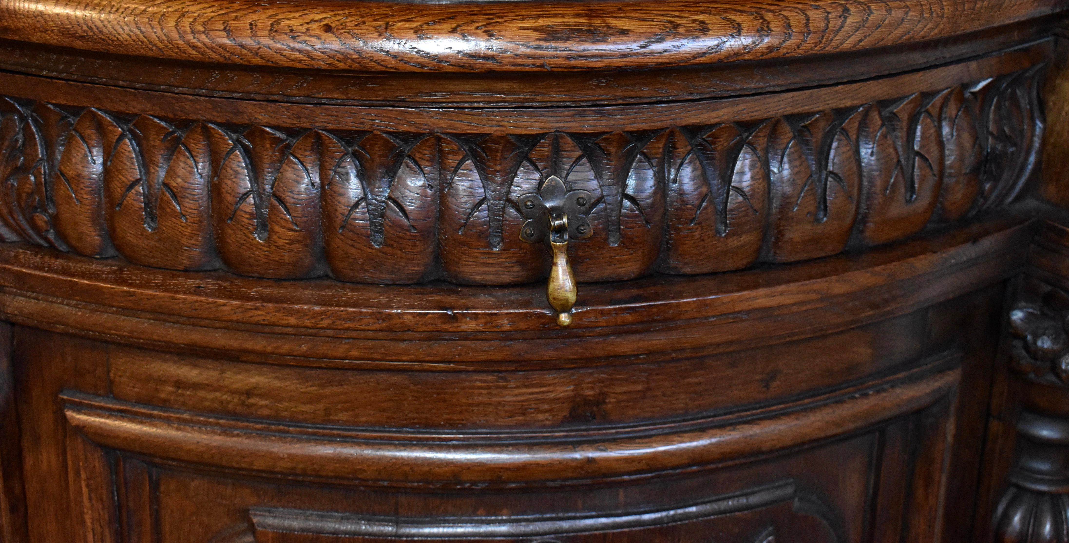French Renaissance Revival Carved Hunt Cabinet For Sale 4