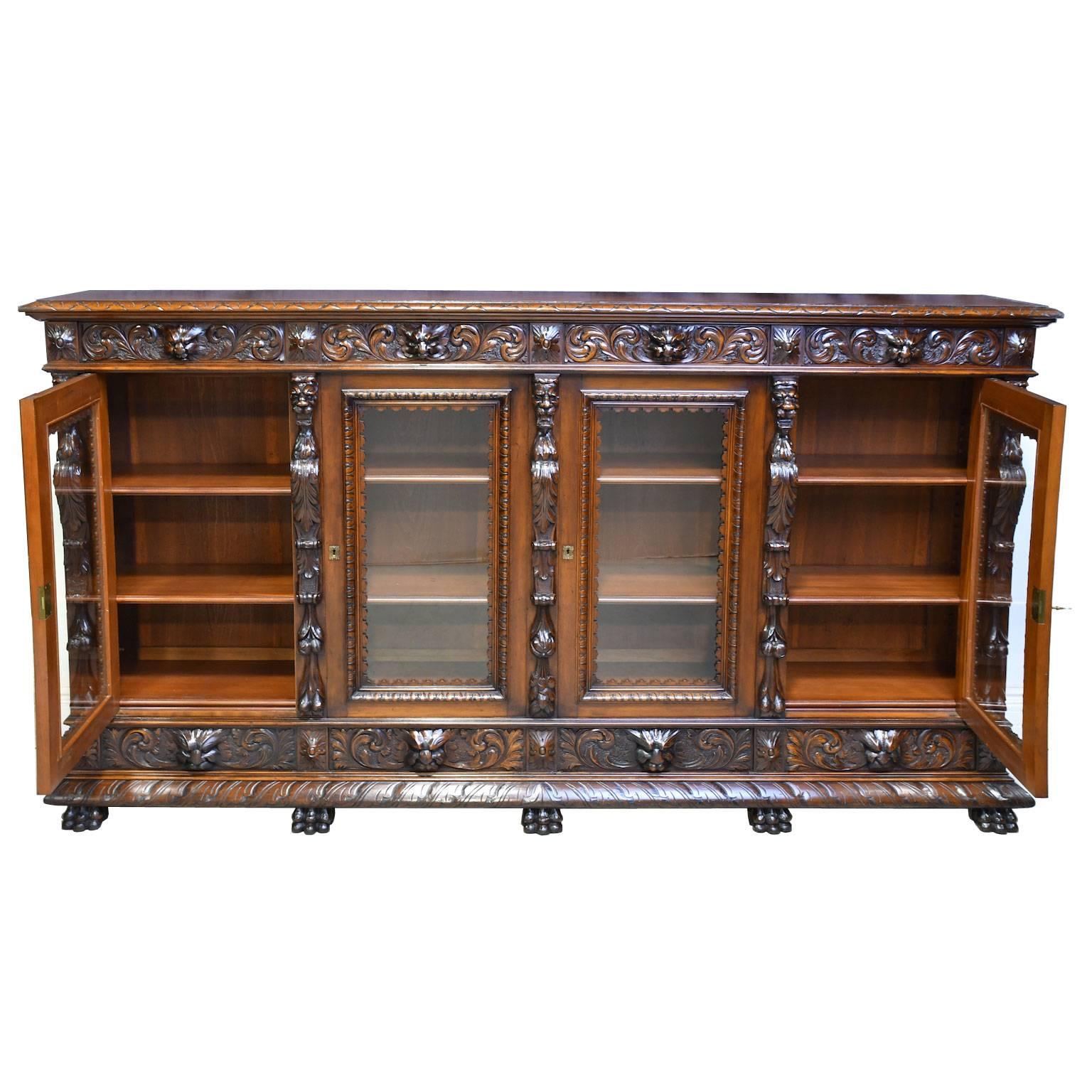 Renaissance Revival French Renaissance-Style Bookcase in Walnut with Original Glass, circa 1900