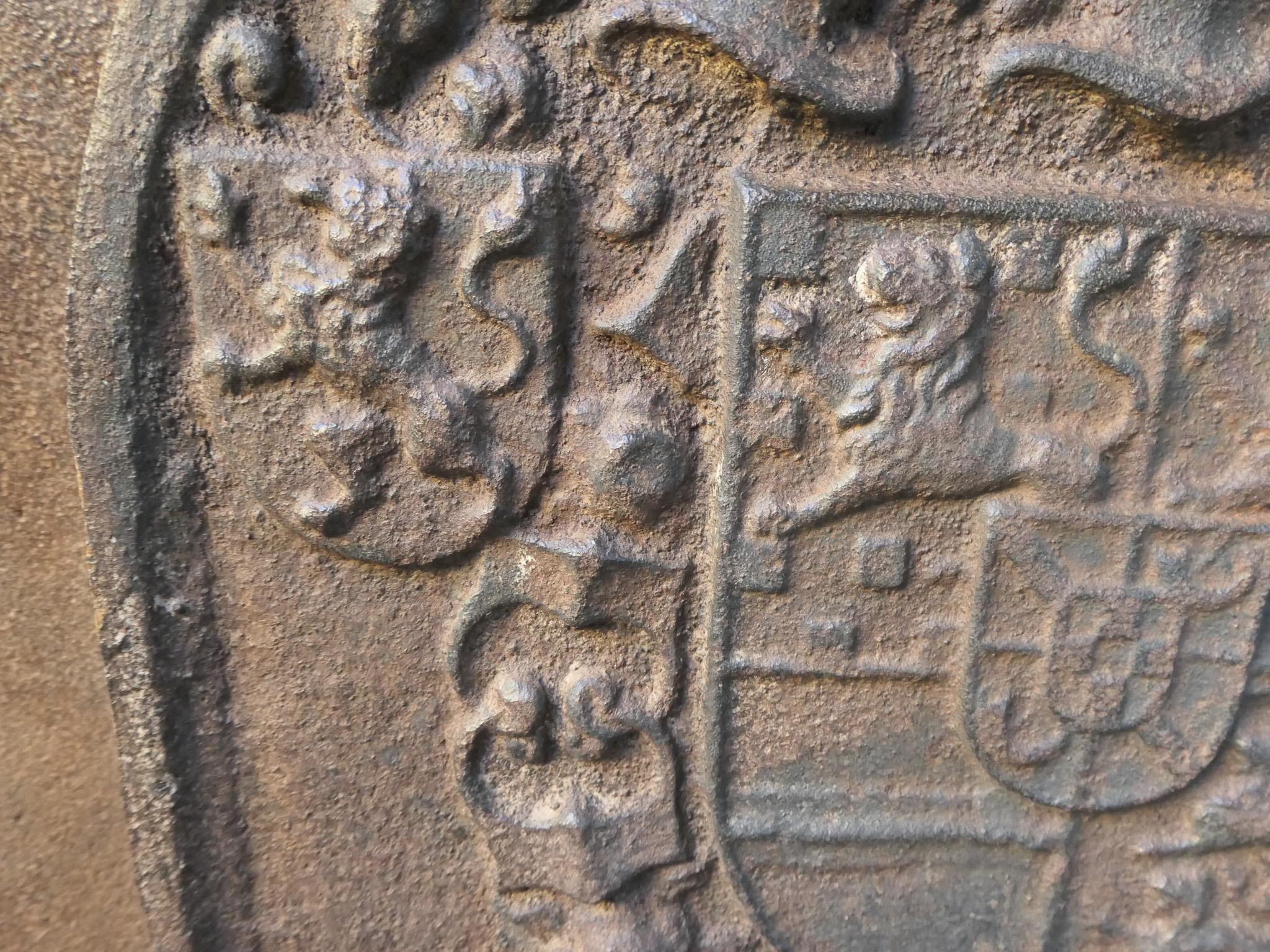 Plaque de cheminée / dosseret de style French Renaissance, 20e siècle 3