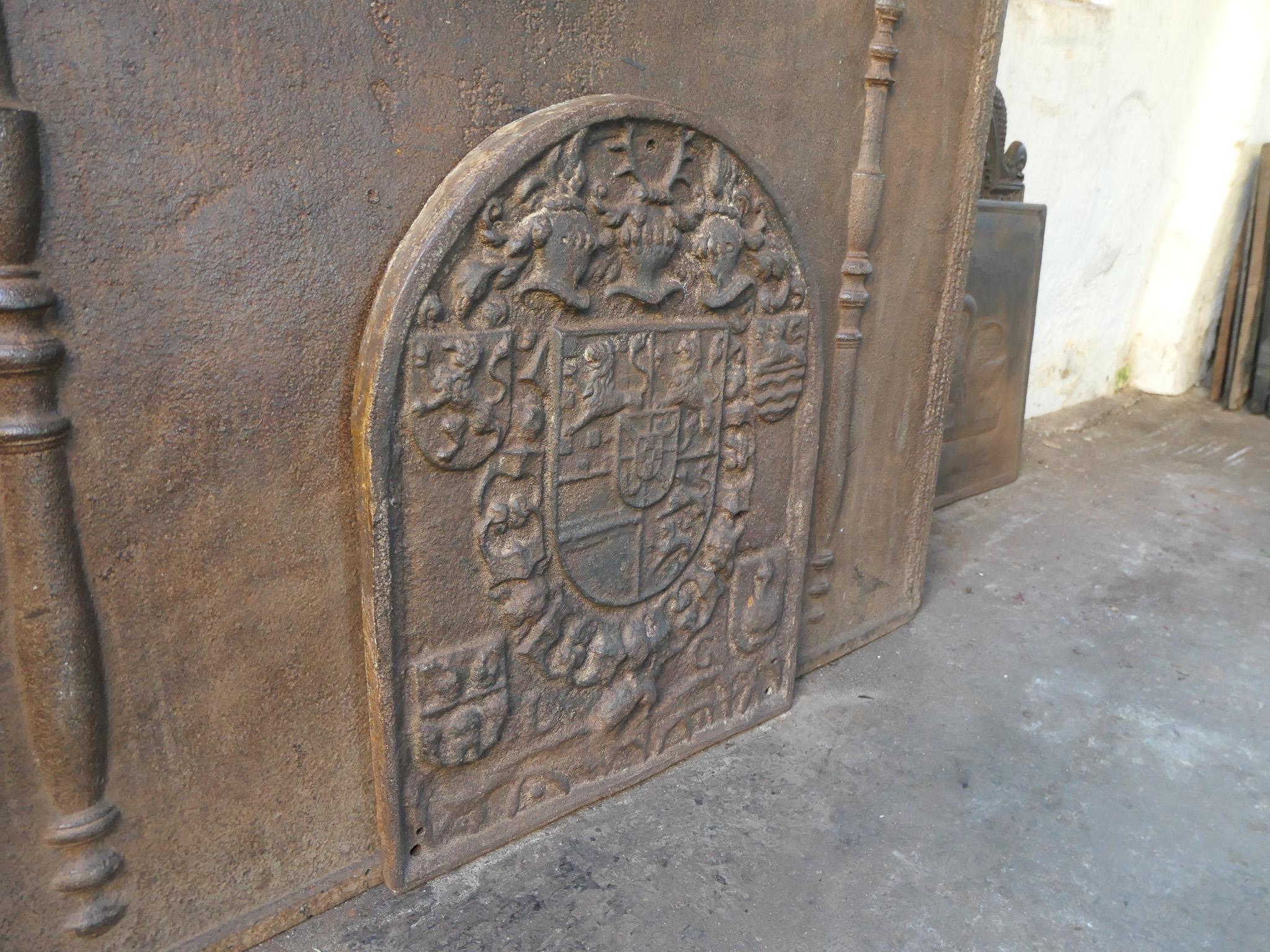 Plaque de cheminée / dosseret de style French Renaissance, 20e siècle 4