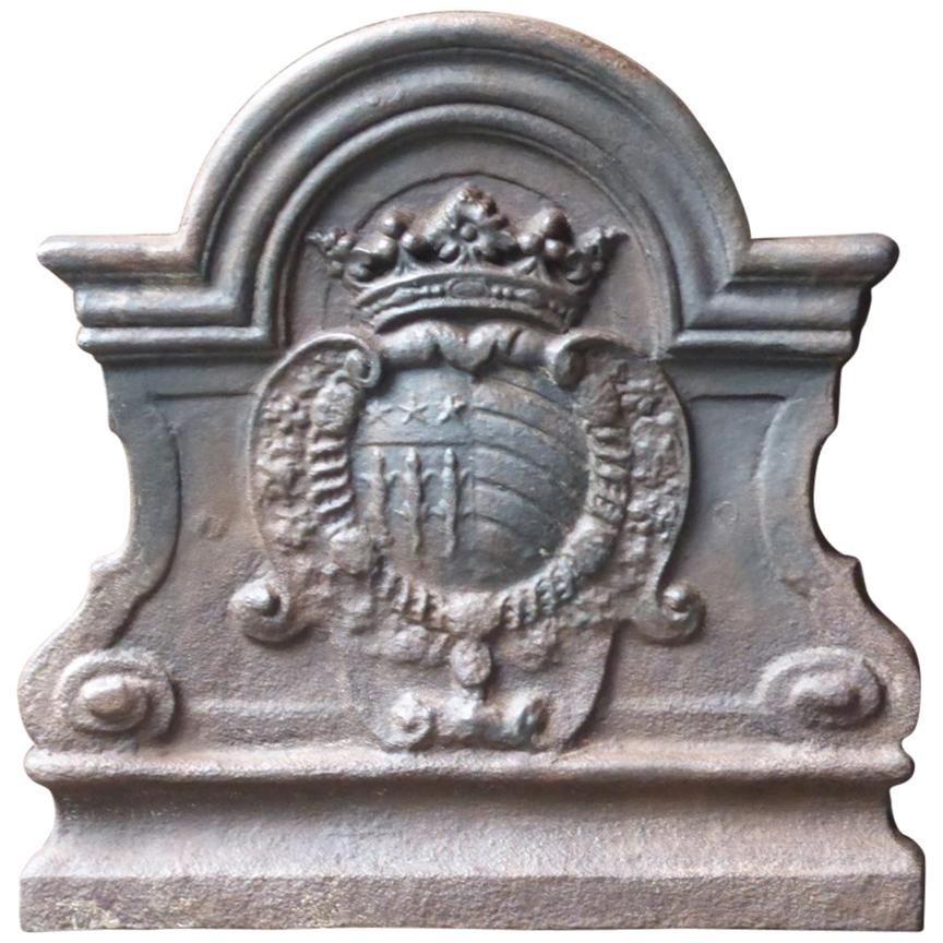 Plaque de cheminée / dosseret "armoiries" de style French Renaissance en vente