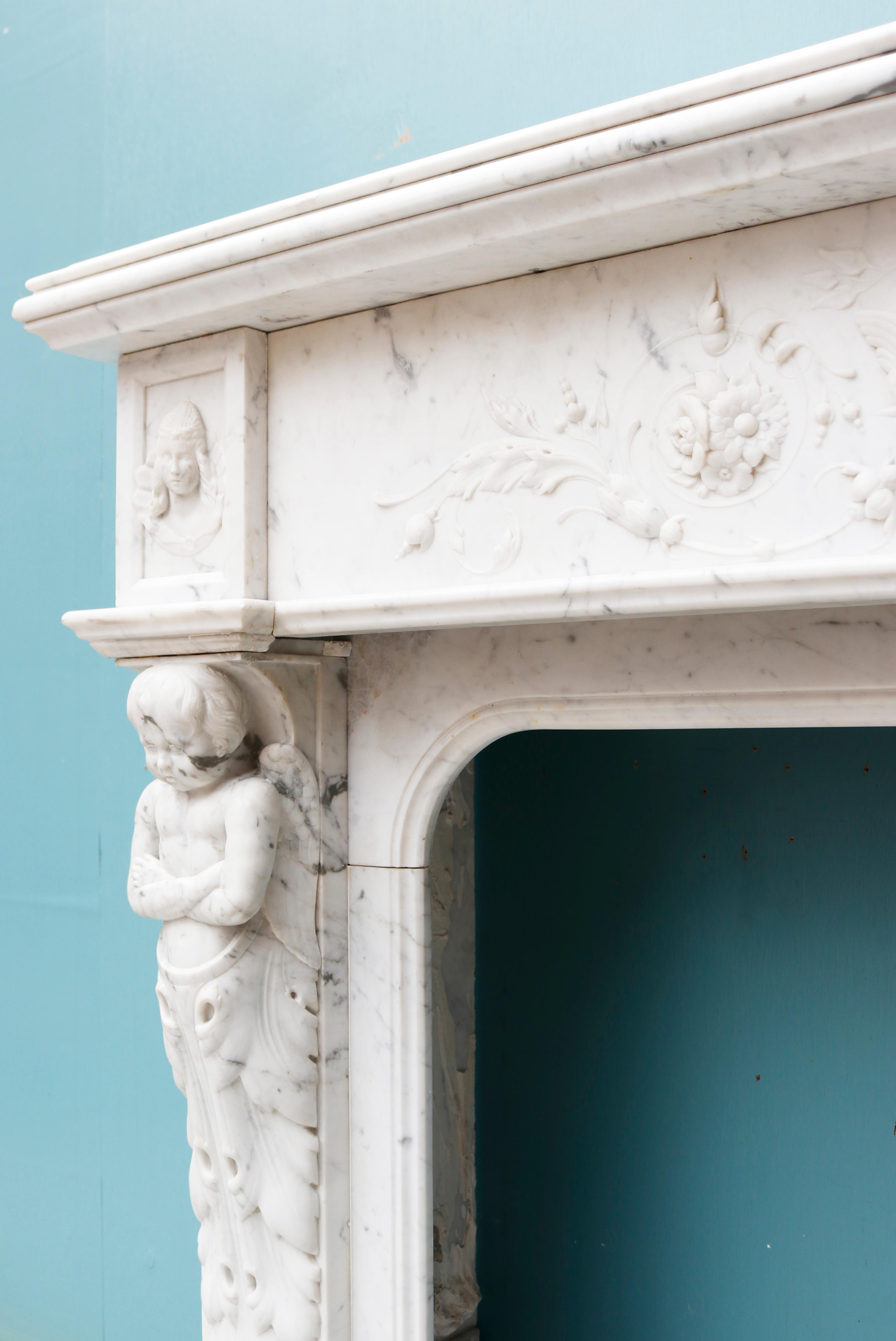 French Renaissance Style Marble Fireplace Surround For Sale 1