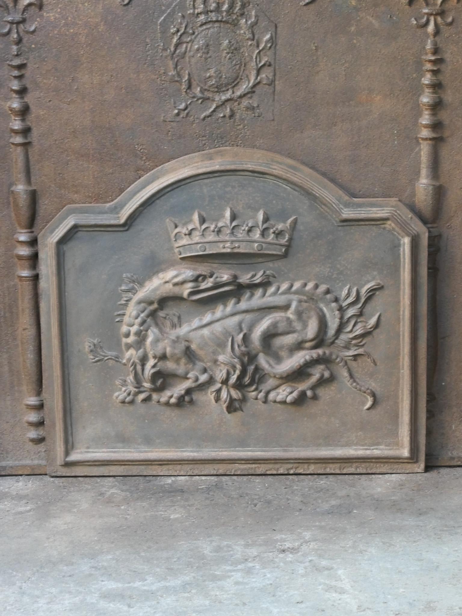 Moulage Plaque de cheminée / dosseret 'Salamandre' de style French Renaissance