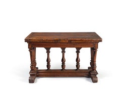 French Renaissance Table said "à l'italienne"