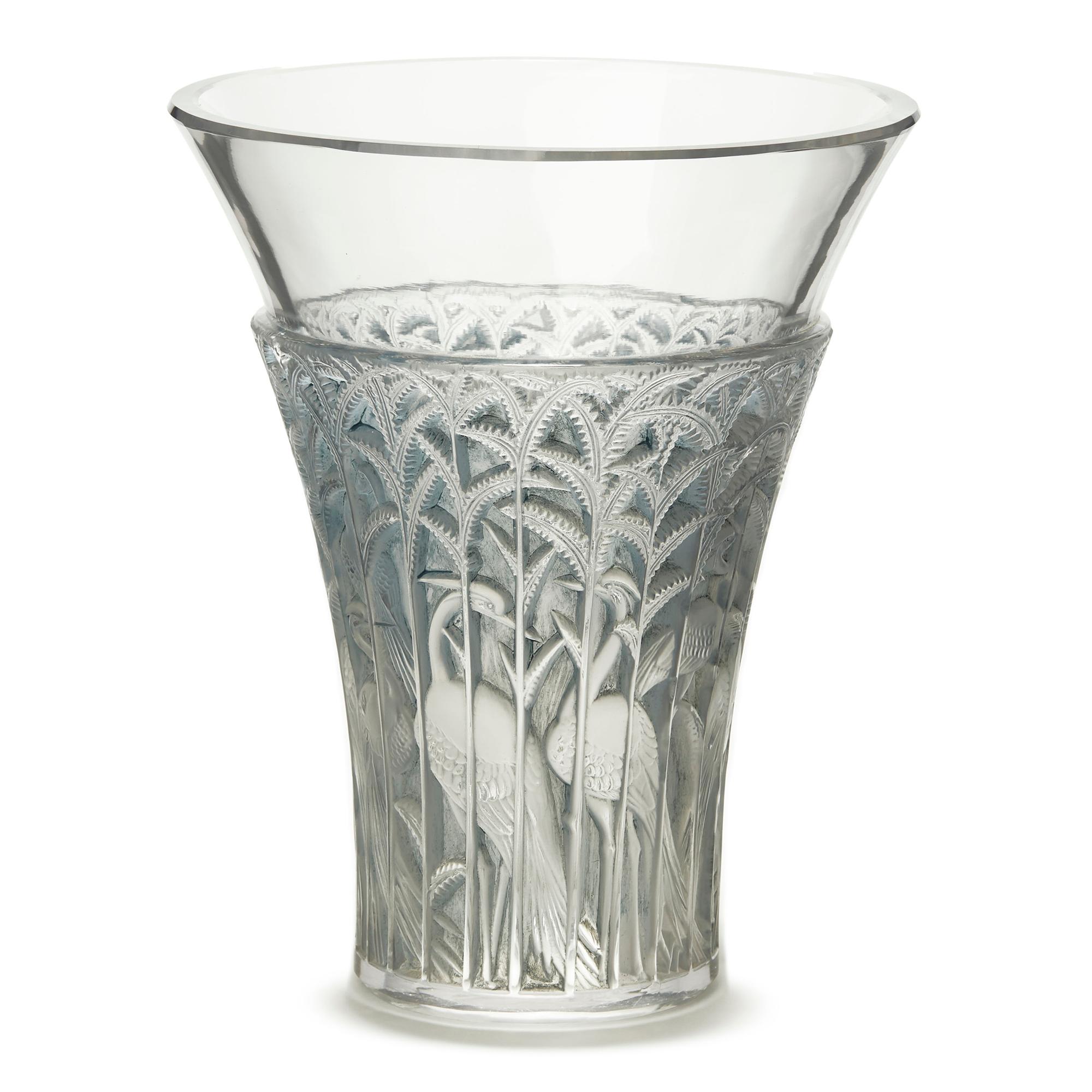 French Rene Lalique Art Deco Ibis Blue Tinted Glass Vase, 1934 In Excellent Condition In Bishop's Stortford, Hertfordshire
