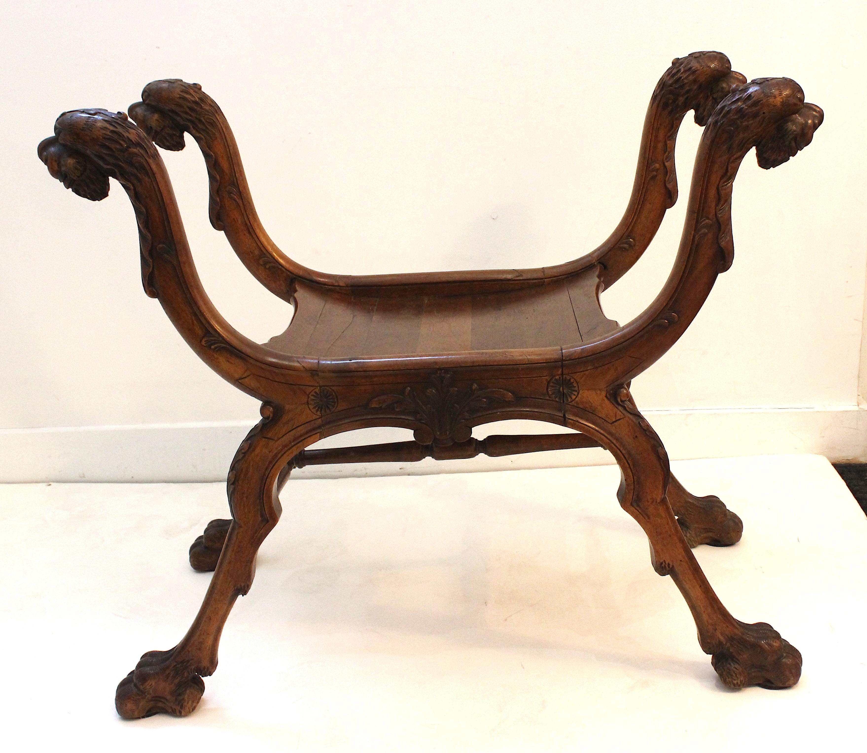 Italian Renaissance Style Lion-Head Curule Bench  In Good Condition For Sale In West Palm Beach, FL