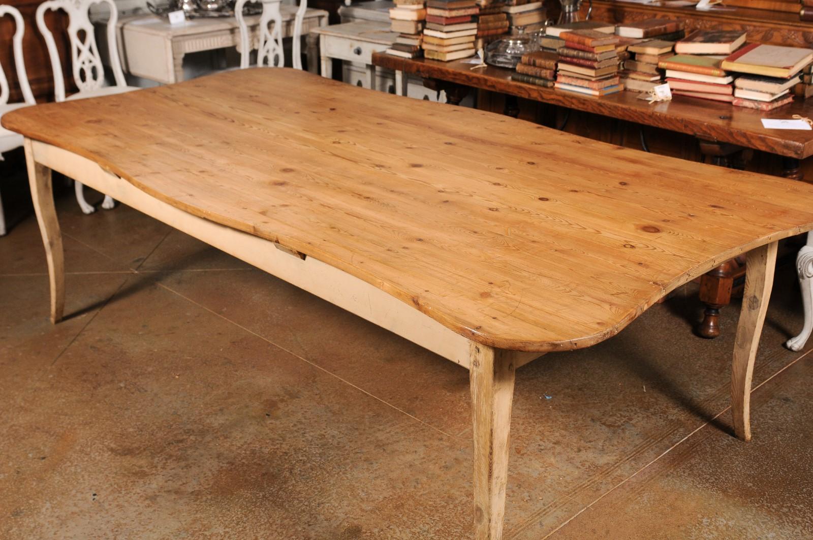 19th Century French Restauration 1820s Fir Wood Distressed Farm Table with Serpentine Top