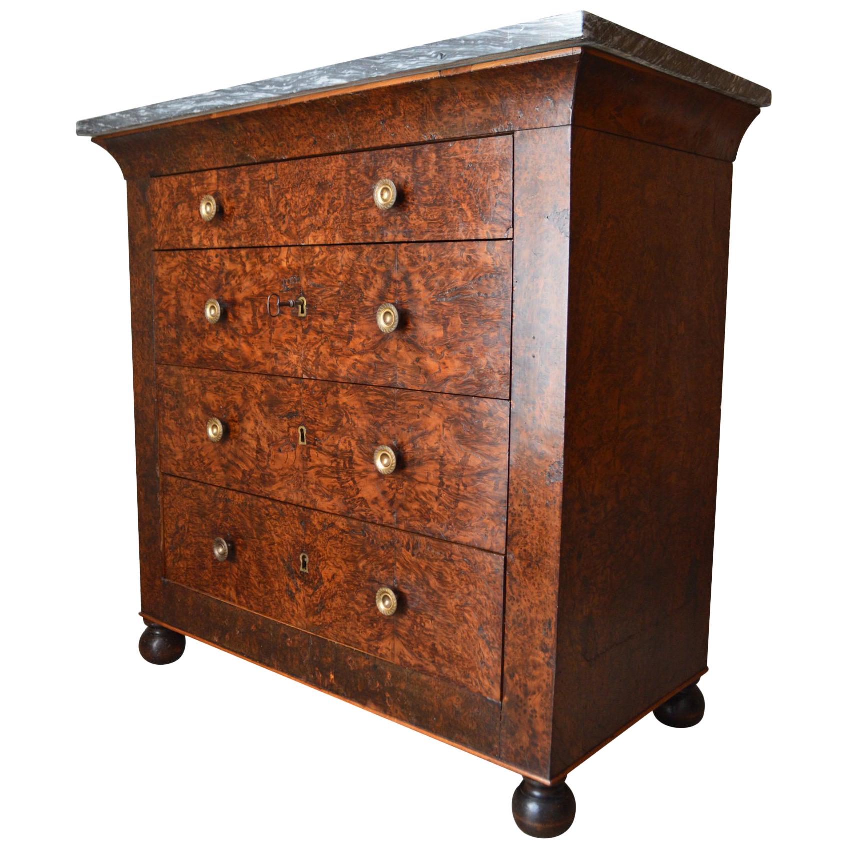 French Restauration Charles X Cedar Burl Chest of Drawers or Commode, circa 1830
