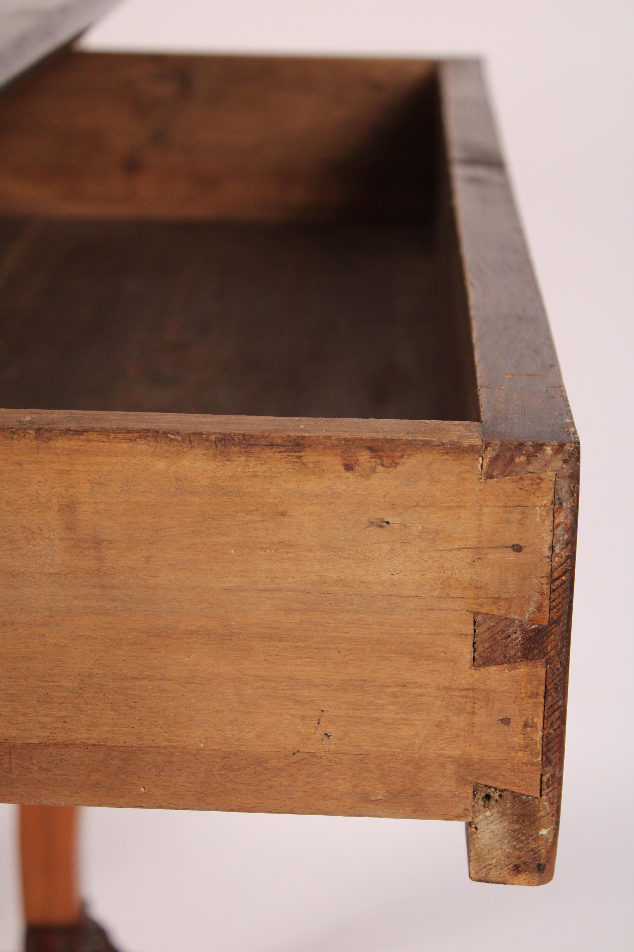 French Restauration Flame Mahogany Console table For Sale 6